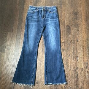 Liverpool denim. Flare with stretch.